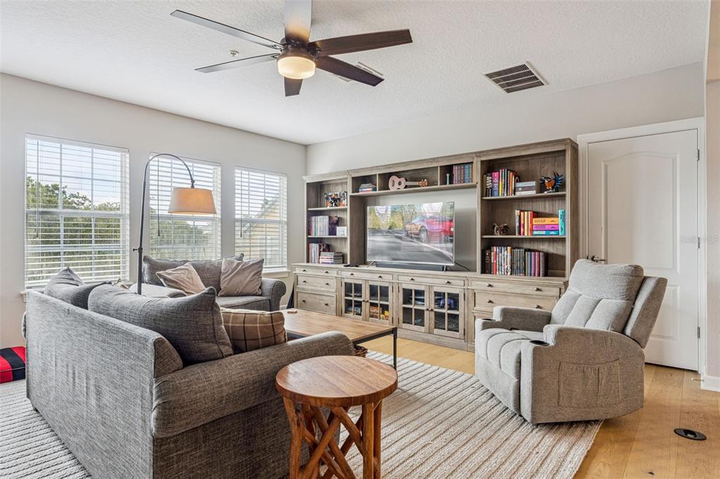 1910 Robin Road Orlando, FL 32814 - Photo 32 of 61 Gallery Image 32