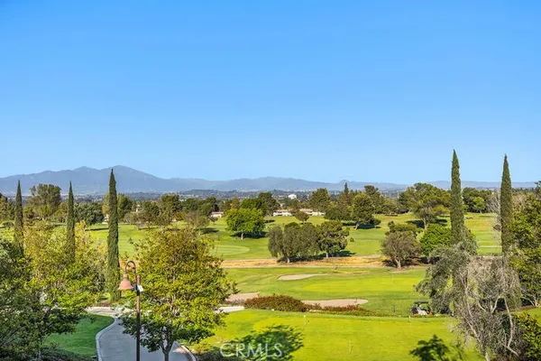 $299,888 | 2119 Via Puerta, Unit Q, Laguna Woods, CA 92637