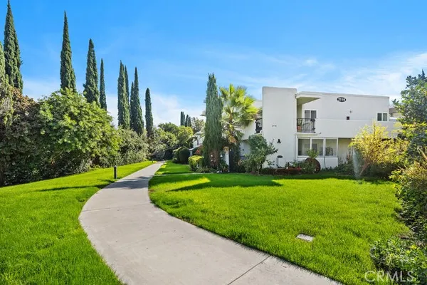 $299,888 | 2119 Via Puerta, Unit Q, Laguna Woods, CA 92637