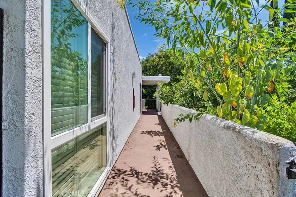 $299,888 | 2119 Via Puerta, Unit Q, Laguna Woods, CA 92637