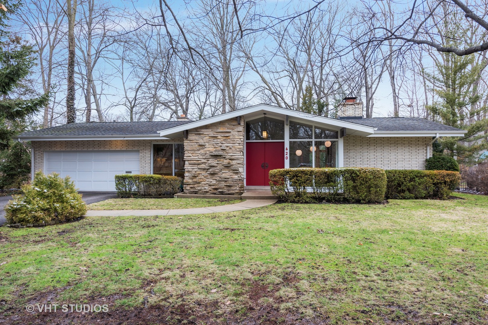 620 Indian Road Glenview, IL 60025 - Photo 2 of 44