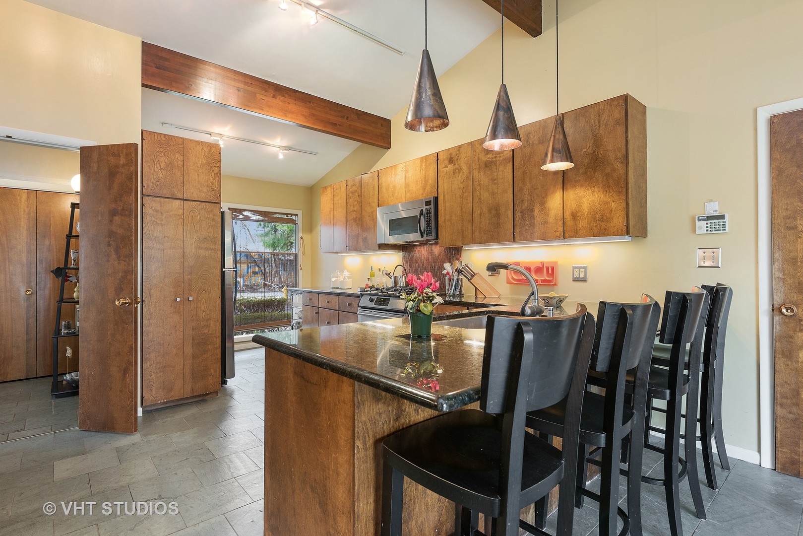 620 Indian Road Glenview, IL 60025 - Photo 10 of 44