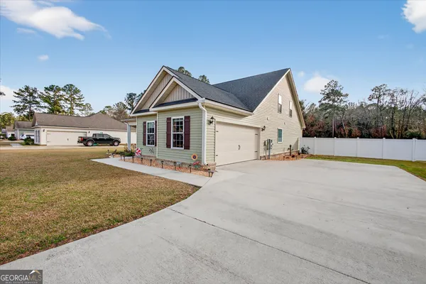 $369,900 | 164 Stonebrook Way, Statesboro, GA 30458