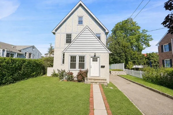 $6,300 | 288 Crestwood Avenue, Tuckahoe, NY 10707