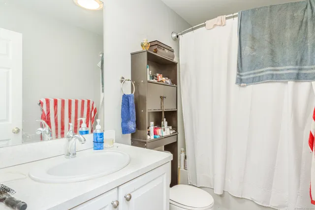 $719,000 | 1110 Old Clinton Road, Westbrook, CT 06498