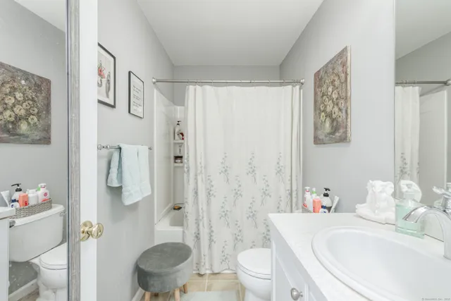 $719,000 | 1110 Old Clinton Road, Westbrook, CT 06498