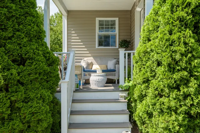 $719,000 | 1110 Old Clinton Road, Westbrook, CT 06498