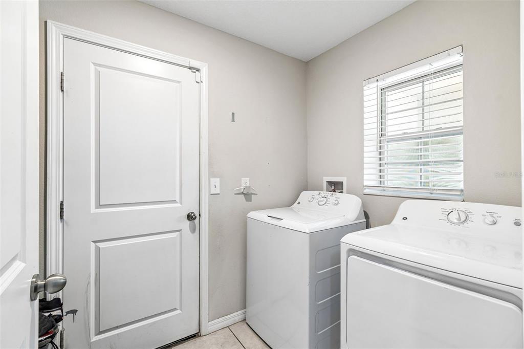 6065 Spring Crayfish Avenue New Port Richey, FL 34653 - Photo 34 of 61