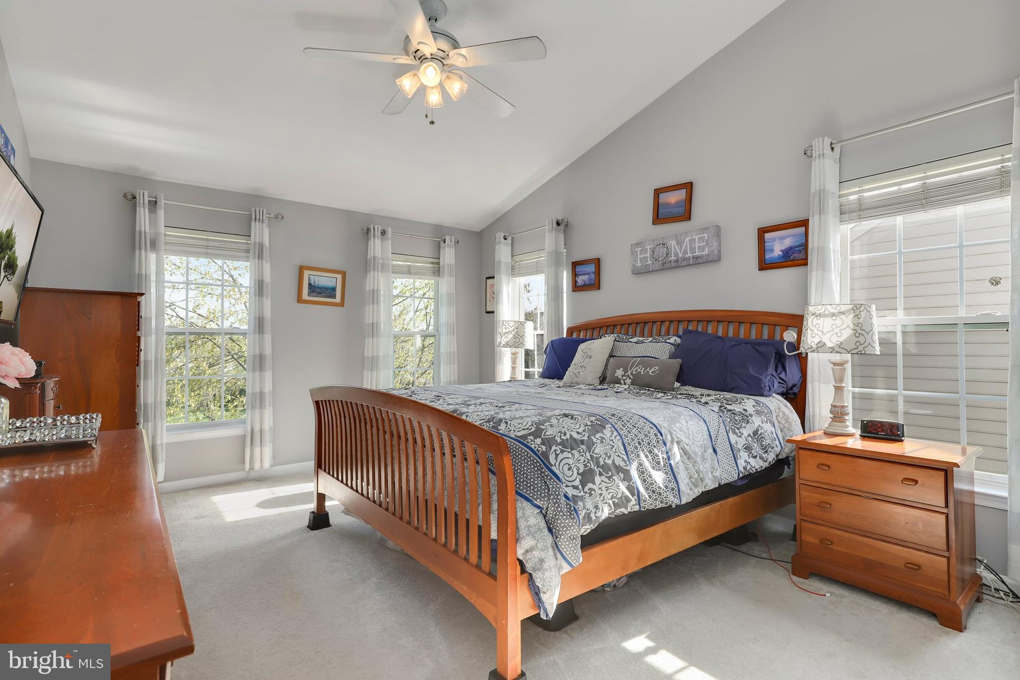 6805 Rathbone Place Gainesville, VA 20155 - Photo 33 of 61 Gallery Image 33