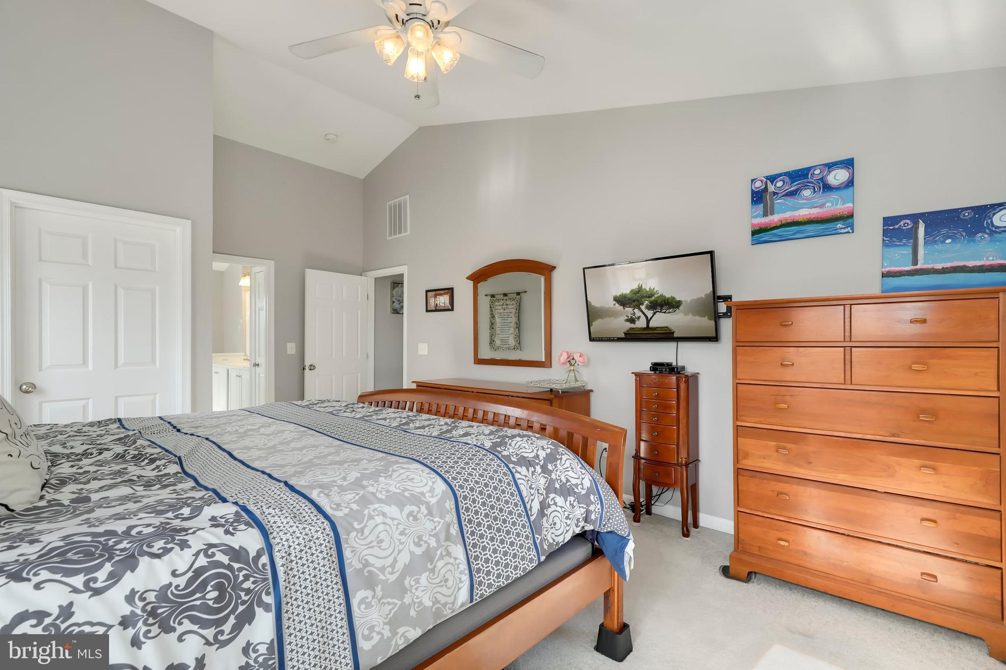 6805 Rathbone Place Gainesville, VA 20155 - Photo 34 of 61 Gallery Image 34