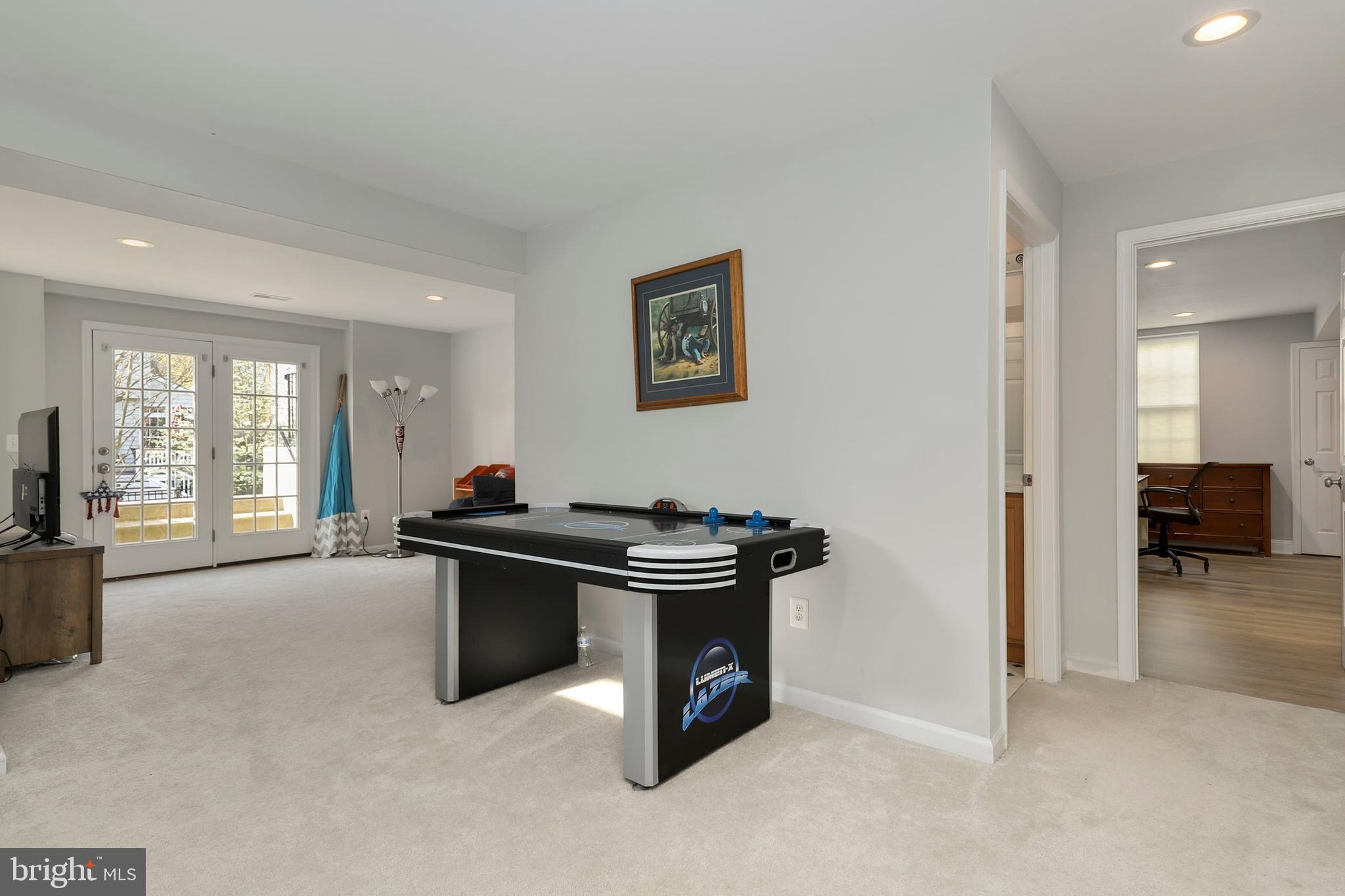 6805 Rathbone Place Gainesville, VA 20155 - Photo 45 of 61 Gallery Image 45
