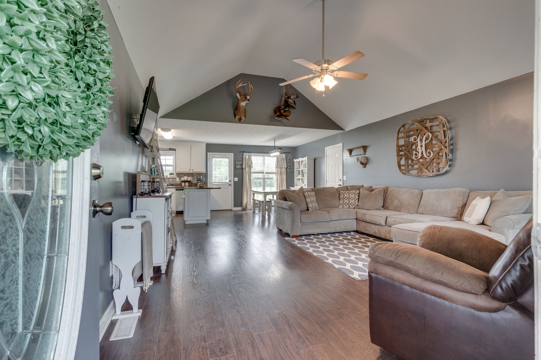 170 Wells Lee Road Elora, TN 37328 - Photo 3 of 31
