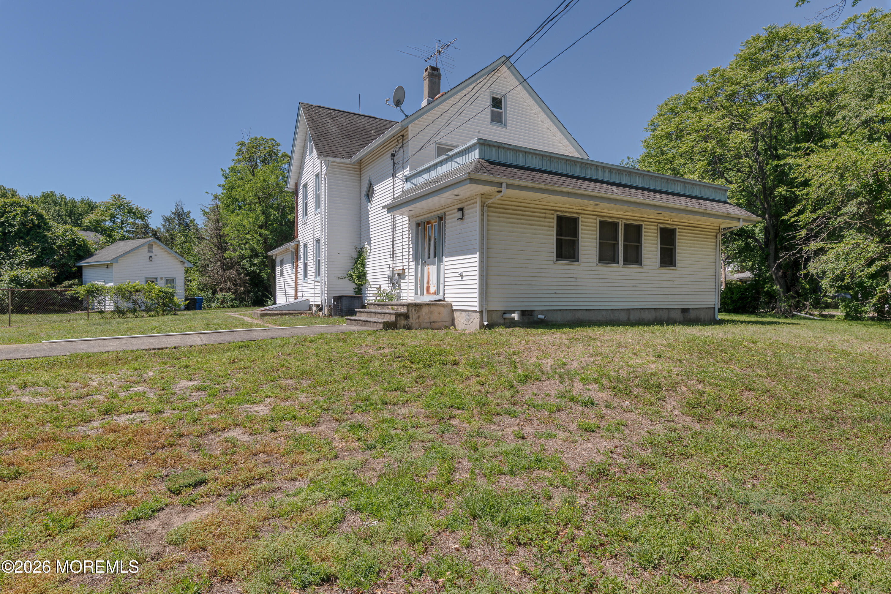 795 Harmony Road Middletown, NJ 07748 - Photo 6 of 49 untitled-7