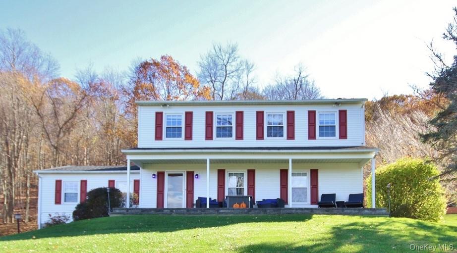 7 Farview Road Hopewell Junction, NY 12533 - Photo 1 of 32 a front view of school