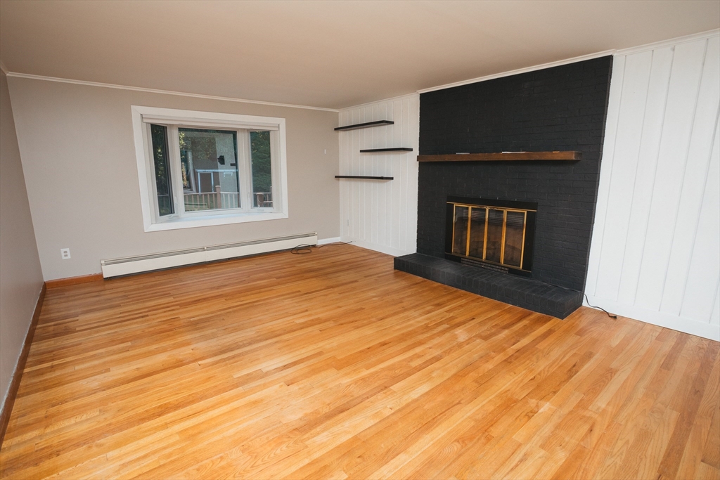40 Newell Pond Road Greenfield, MA 01301 - Photo 5 of 41