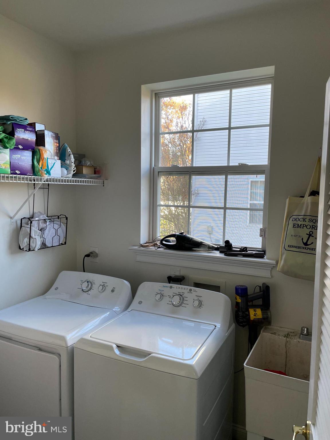 8 Hemlock Lane Sicklerville, NJ 08081 - Photo 15 of 35