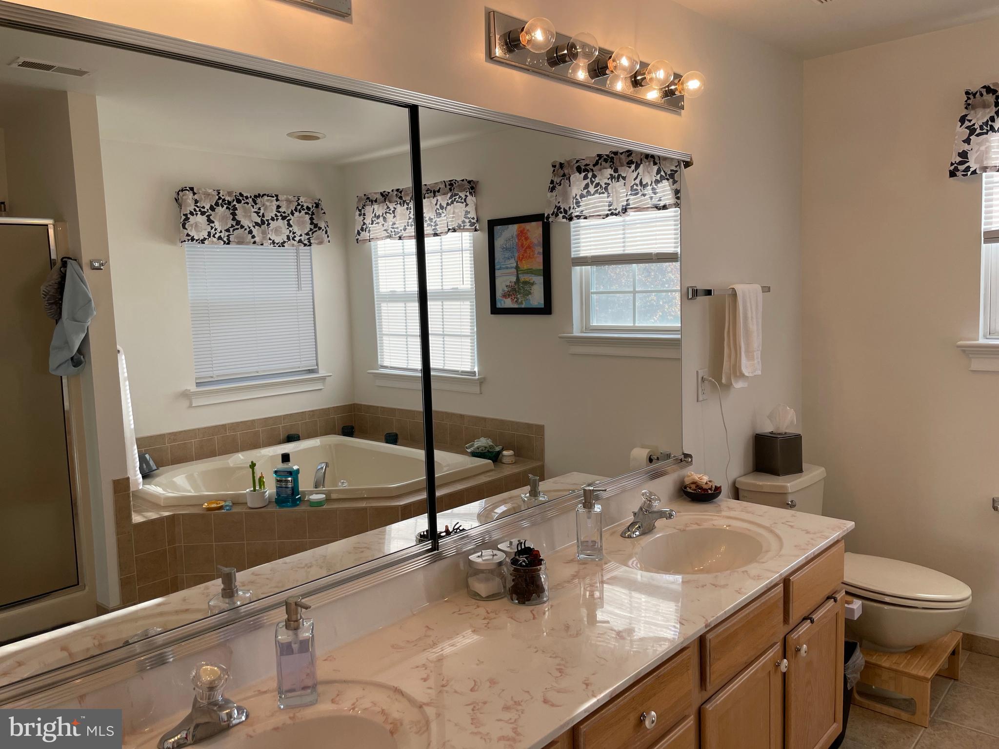 8 Hemlock Lane Sicklerville, NJ 08081 - Photo 21 of 35