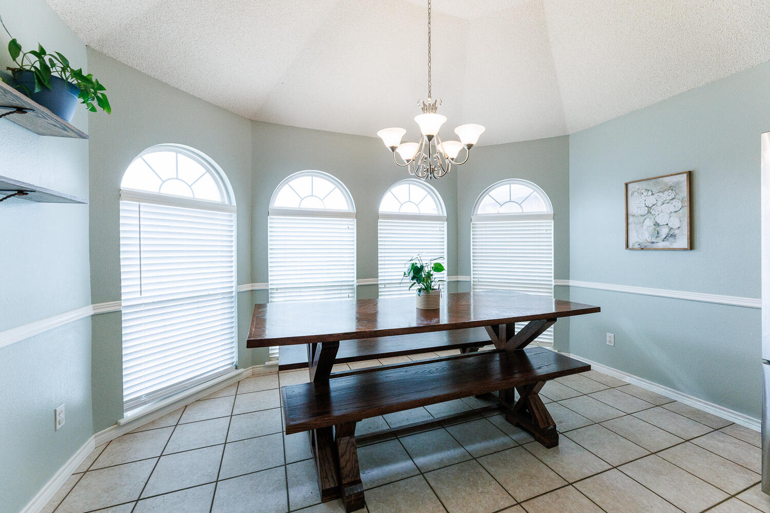 5504 101st Street Lubbock, TX 79424 - Photo 14 of 50 a view of a livingroom with furniture and window
