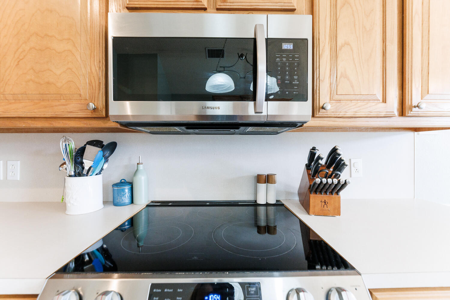 5504 101st Street Lubbock, TX 79424 - Photo 10 of 50 a kitchen with a stove and a sink
