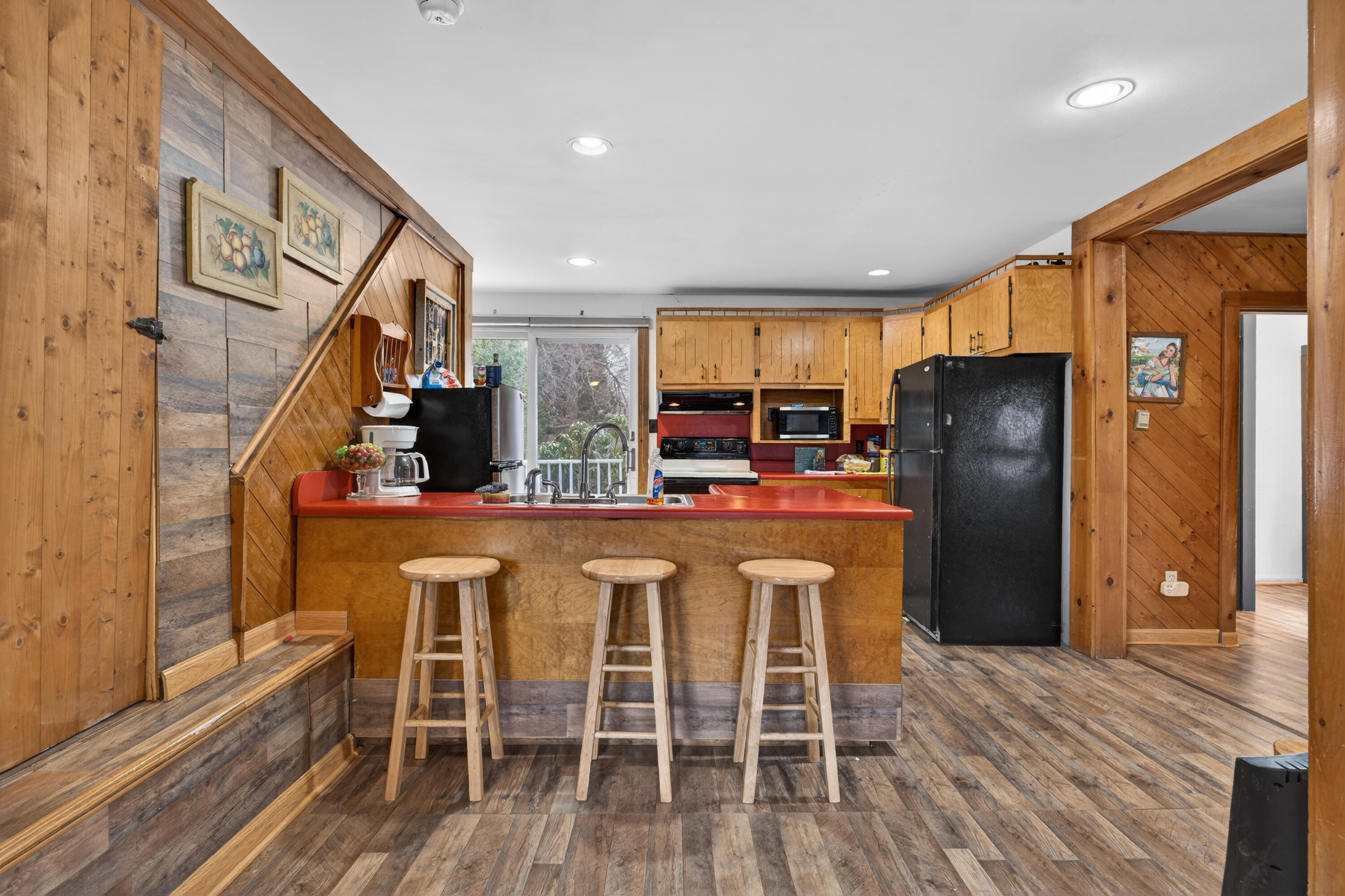 8 Autumn Street Rockland, ME 04841 - Photo 12 of 59 8 Autumn St_110