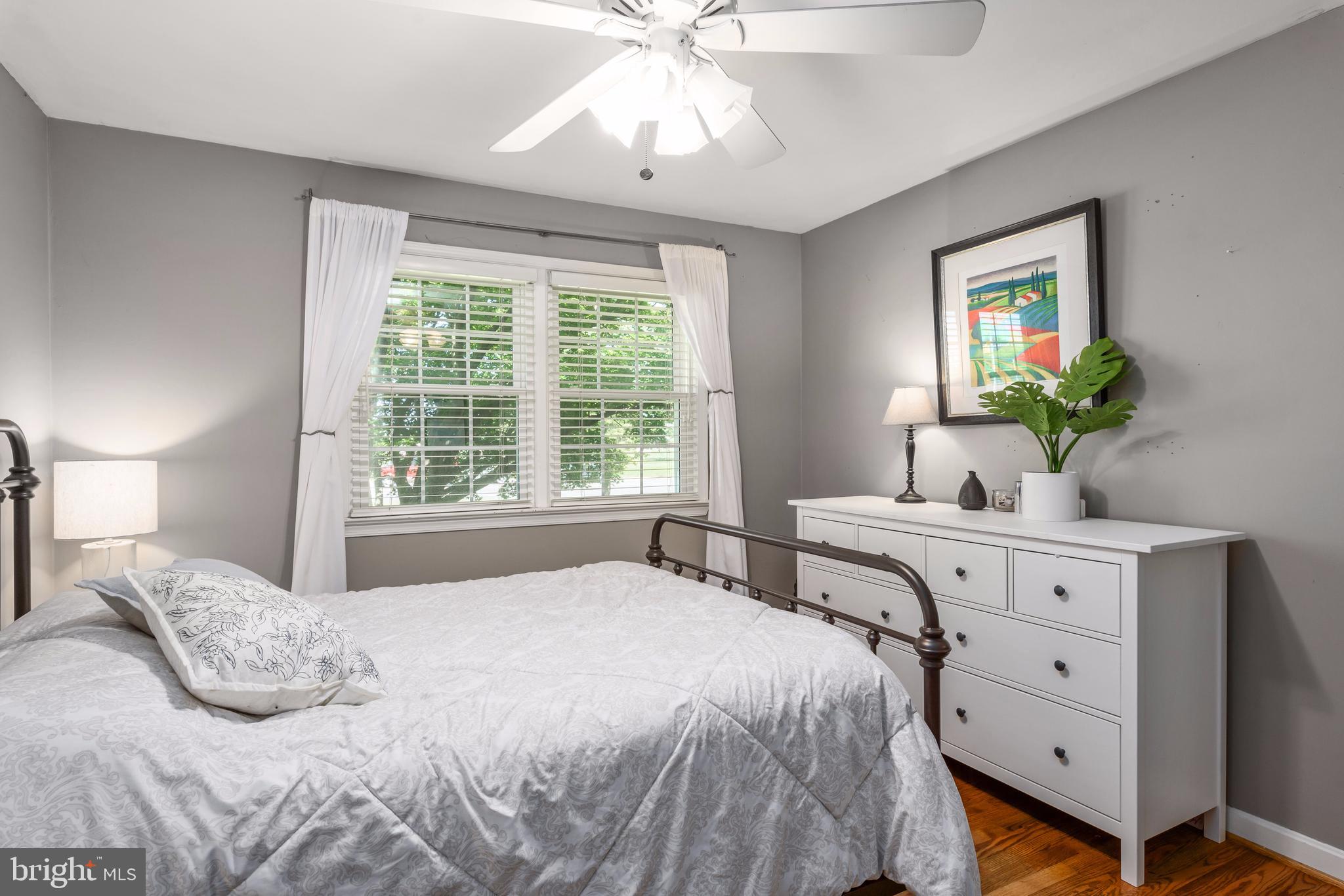 19253 Evergreen Mills Road Leesburg, VA 20175 - Photo 15 of 35 Master Bedroom (Main)