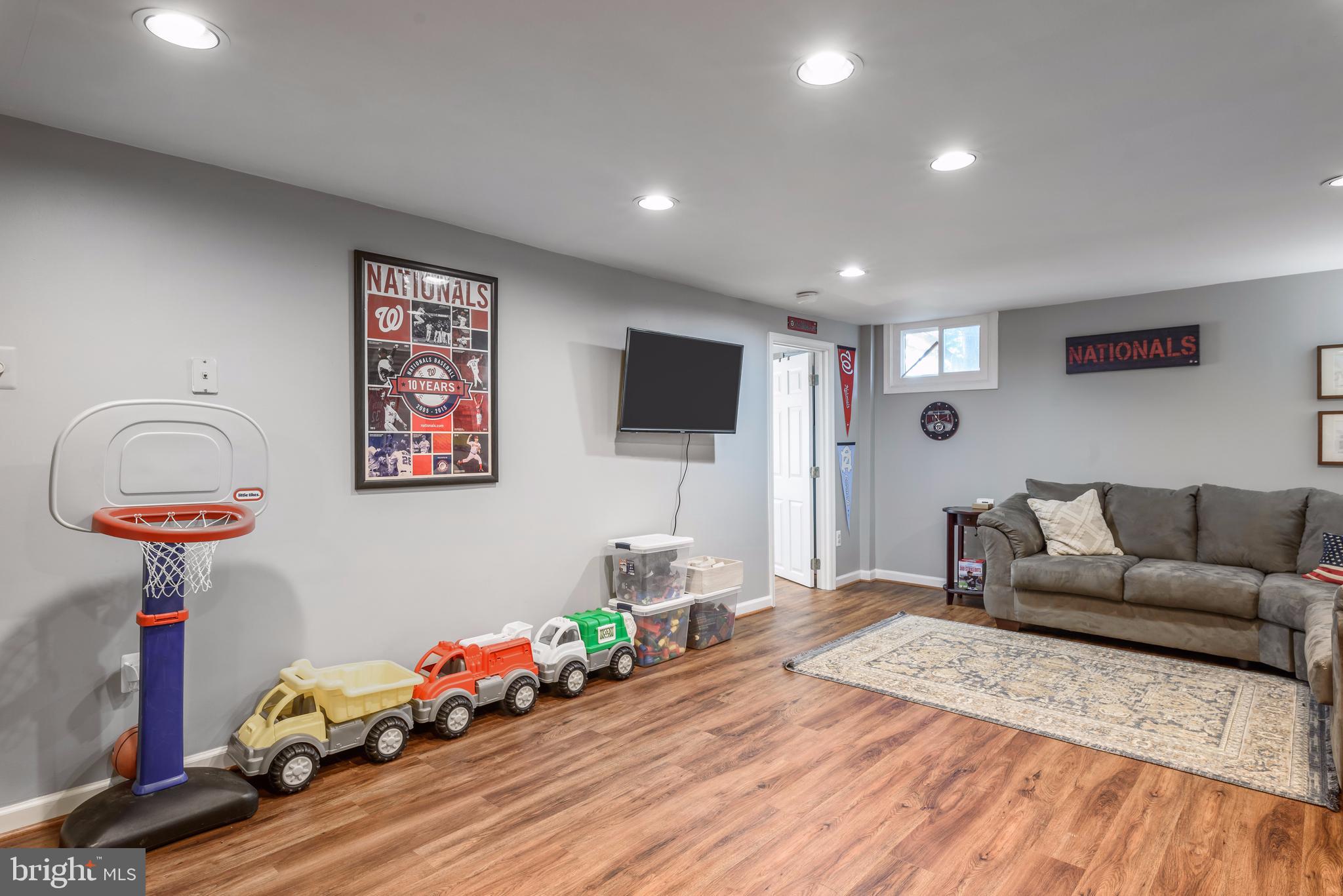 19253 Evergreen Mills Road Leesburg, VA 20175 - Photo 22 of 35 Basement Family Room