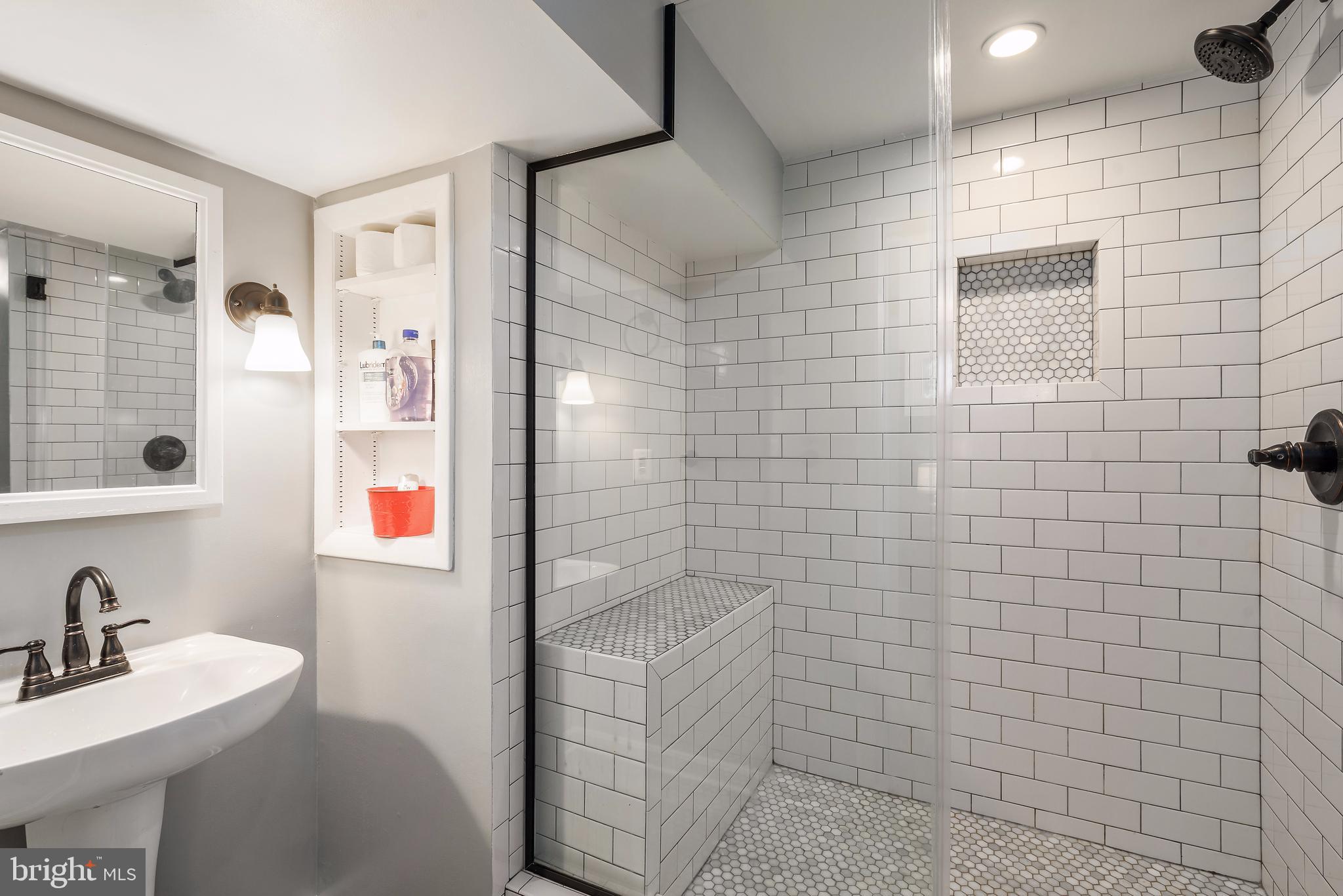 19253 Evergreen Mills Road Leesburg, VA 20175 - Photo 26 of 35 Master Bathroom (Lower Level)