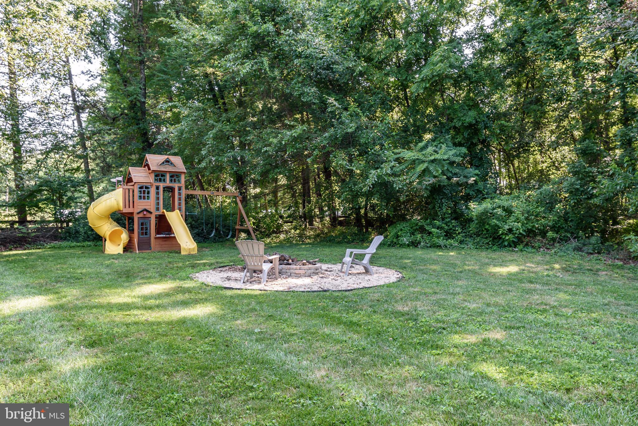 19253 Evergreen Mills Road Leesburg, VA 20175 - Photo 29 of 35 Playground Equipment