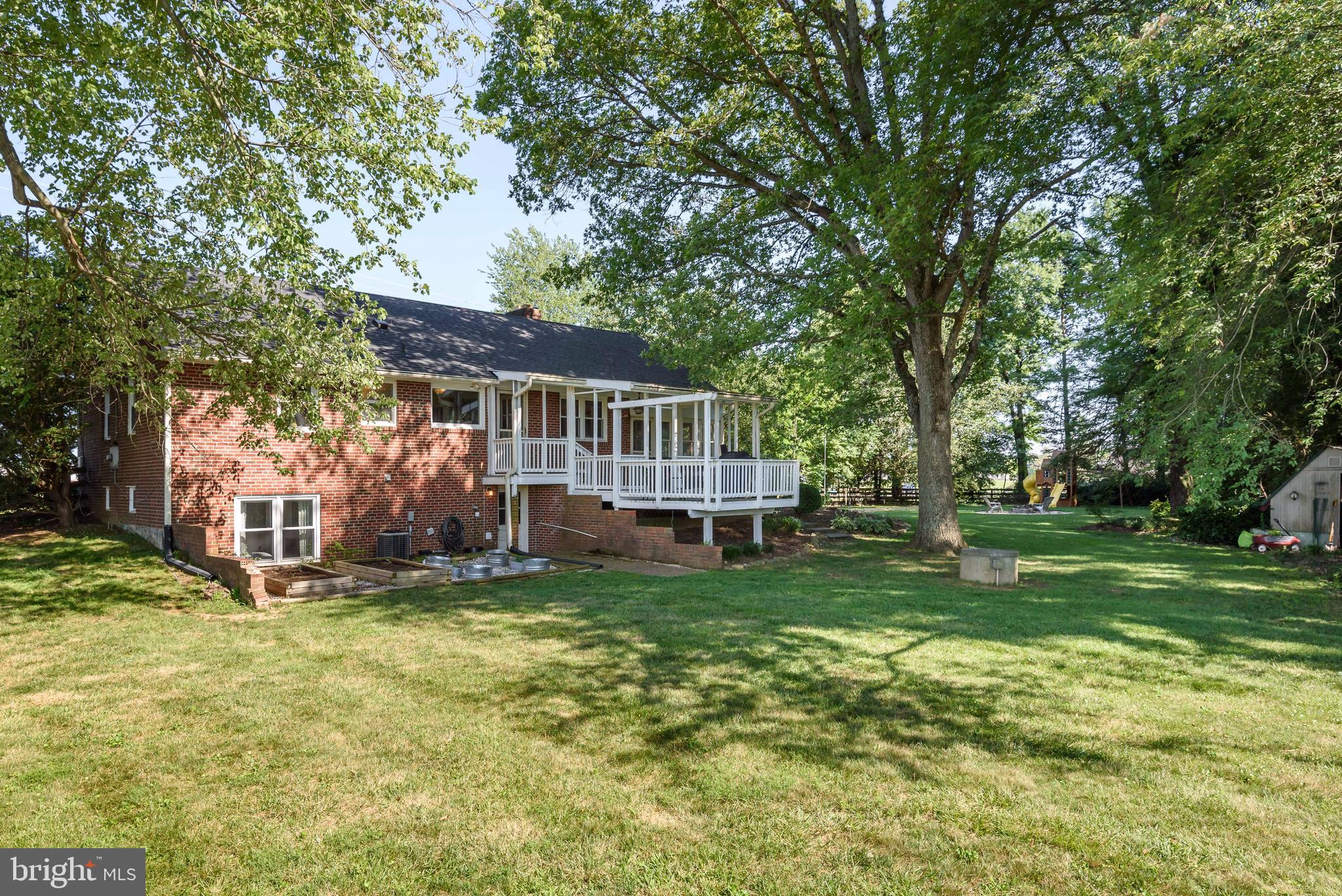 19253 Evergreen Mills Road Leesburg, VA 20175 - Photo 32 of 35 Porch and Deck