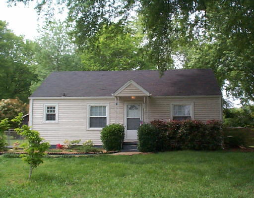 1525 East Ridge Avenue Chattanooga, TN 37412 - Photo 1 of 1 Primary Photo