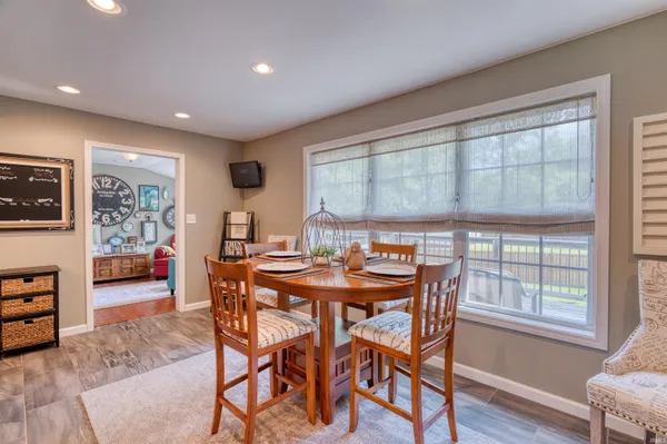 $599,900 | 4354 Ford Road, Mount Vernon, IN 47620