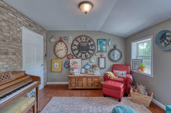 $599,900 | 4354 Ford Road, Mount Vernon, IN 47620