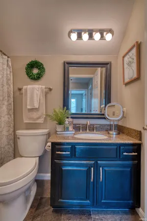 $599,900 | 4354 Ford Road, Mount Vernon, IN 47620