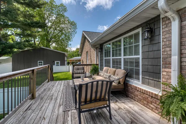 $599,900 | 4354 Ford Road, Mount Vernon, IN 47620
