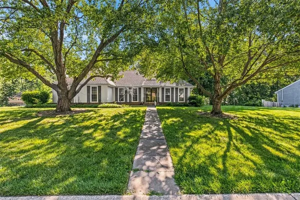 $240,000 | 6809 North Agnes Avenue, Gladstone, MO 64119