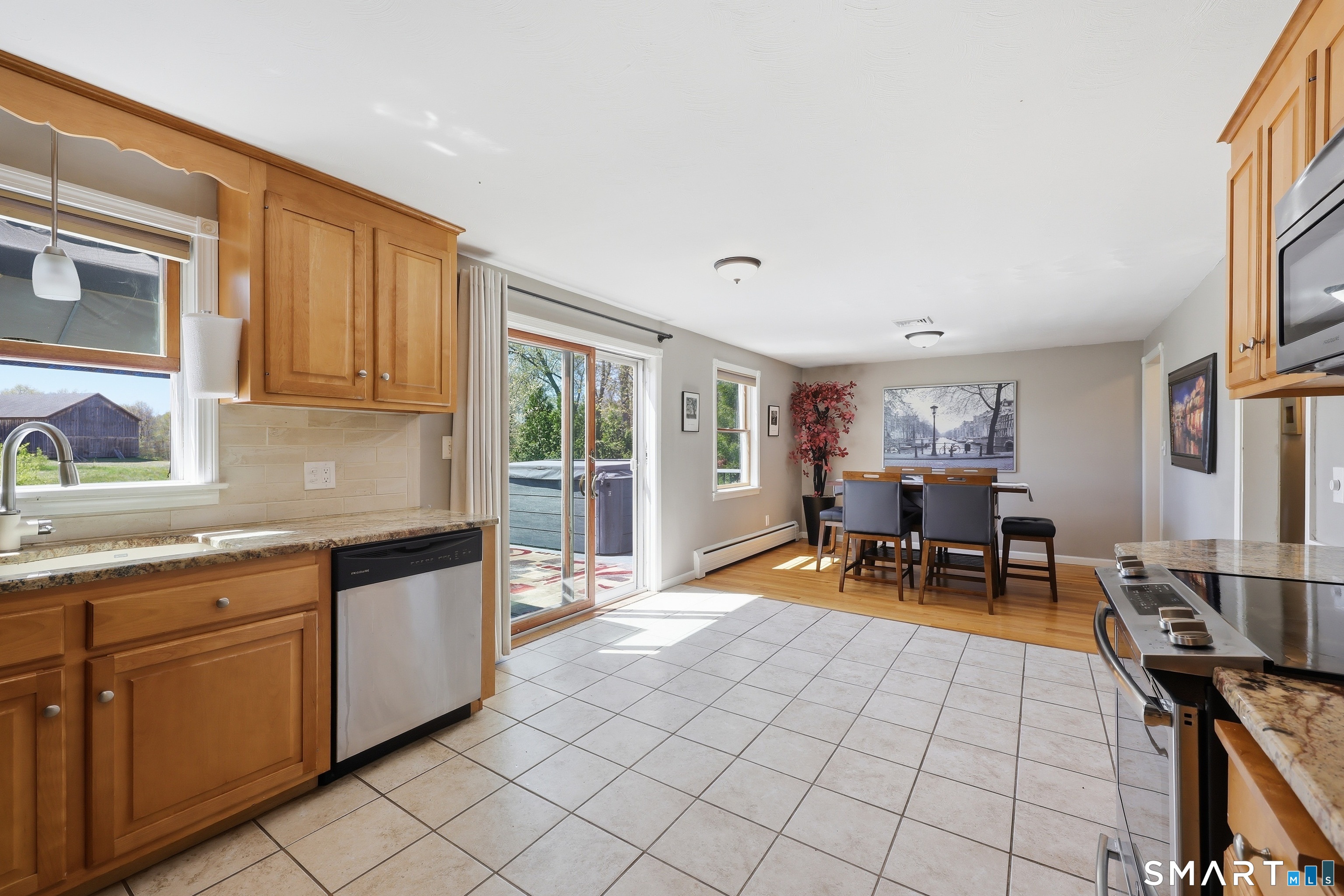 67 Countryside Lane Suffield, CT 06078 - Photo 16 of 38