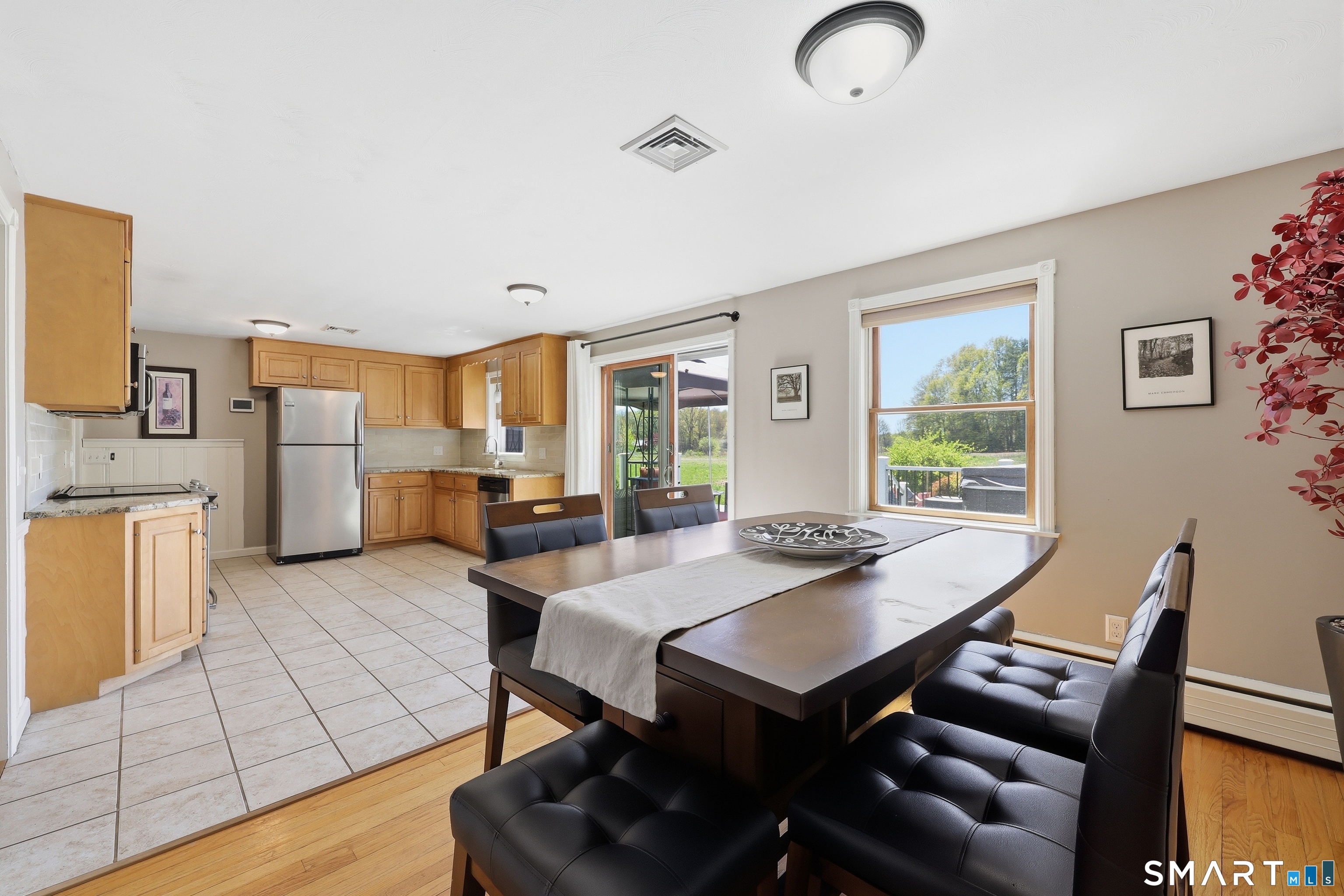 67 Countryside Lane Suffield, CT 06078 - Photo 17 of 38
