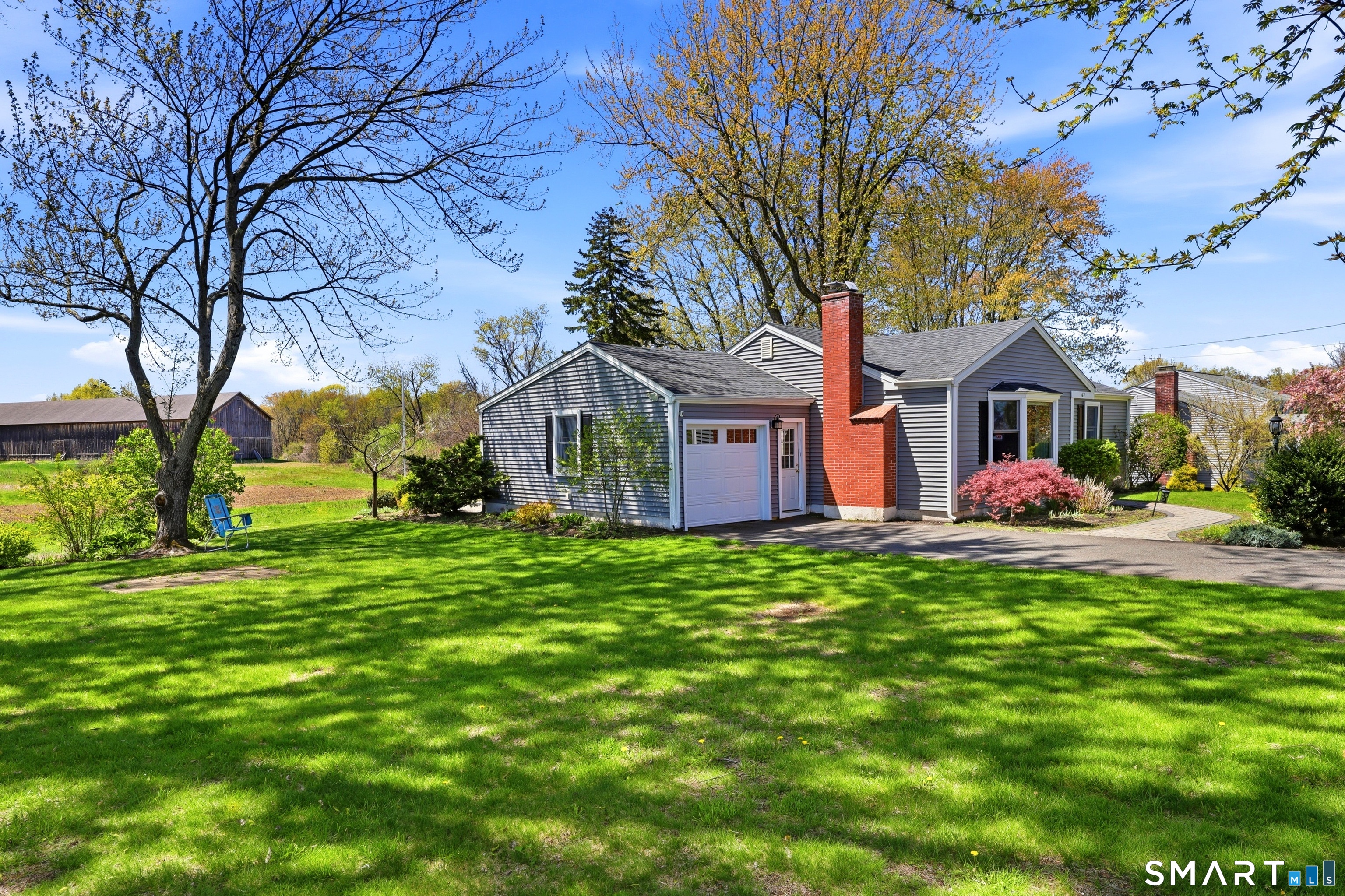 67 Countryside Lane Suffield, CT 06078 - Photo 5 of 38