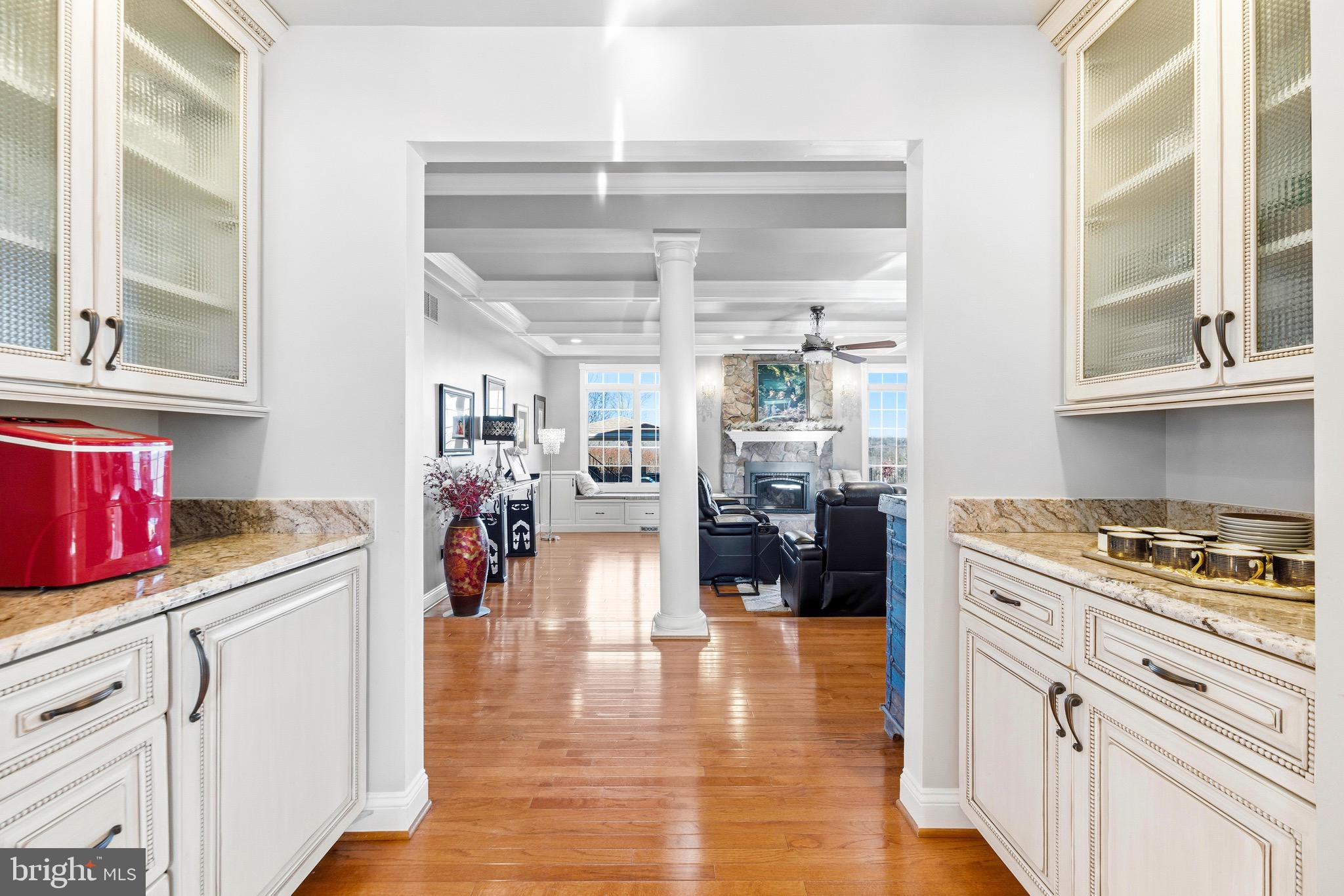 14821 Hunting Way Phoenix, MD 21131 - Photo 13 of 142 Butlers Pantry