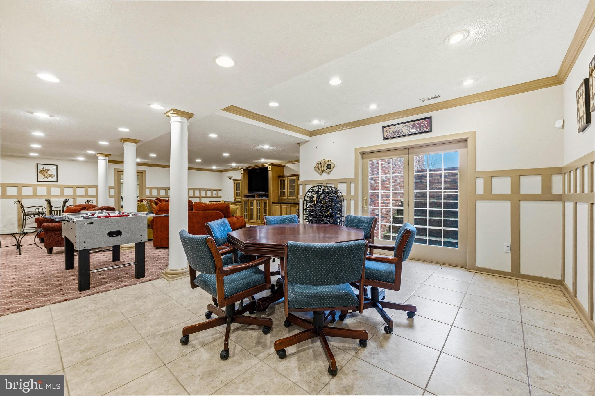 14821 Hunting Way Phoenix, MD 21131 - Photo 92 of 142 Walkout Leading To Pool