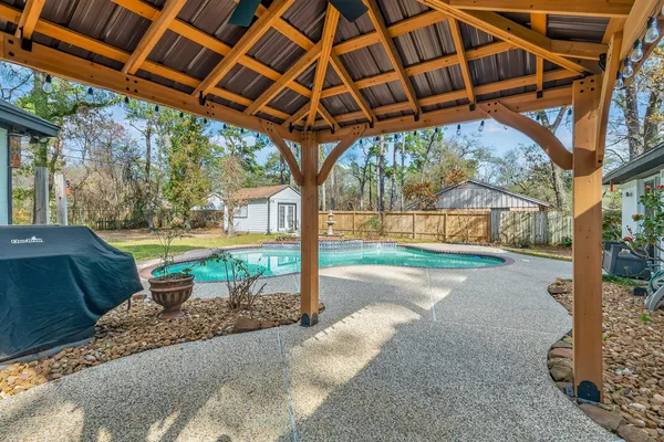 $2,750 | 127 Sagewood Drive, Spring, TX 77386