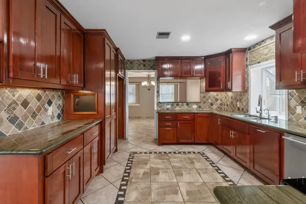 $2,750 | 127 Sagewood Drive, Spring, TX 77386