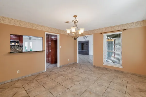 $2,750 | 127 Sagewood Drive, Spring, TX 77386