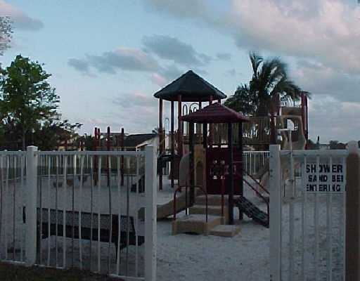 18965 Cloud Boca Raton, FL 33496 - Photo 5 of 15 Additional Photo