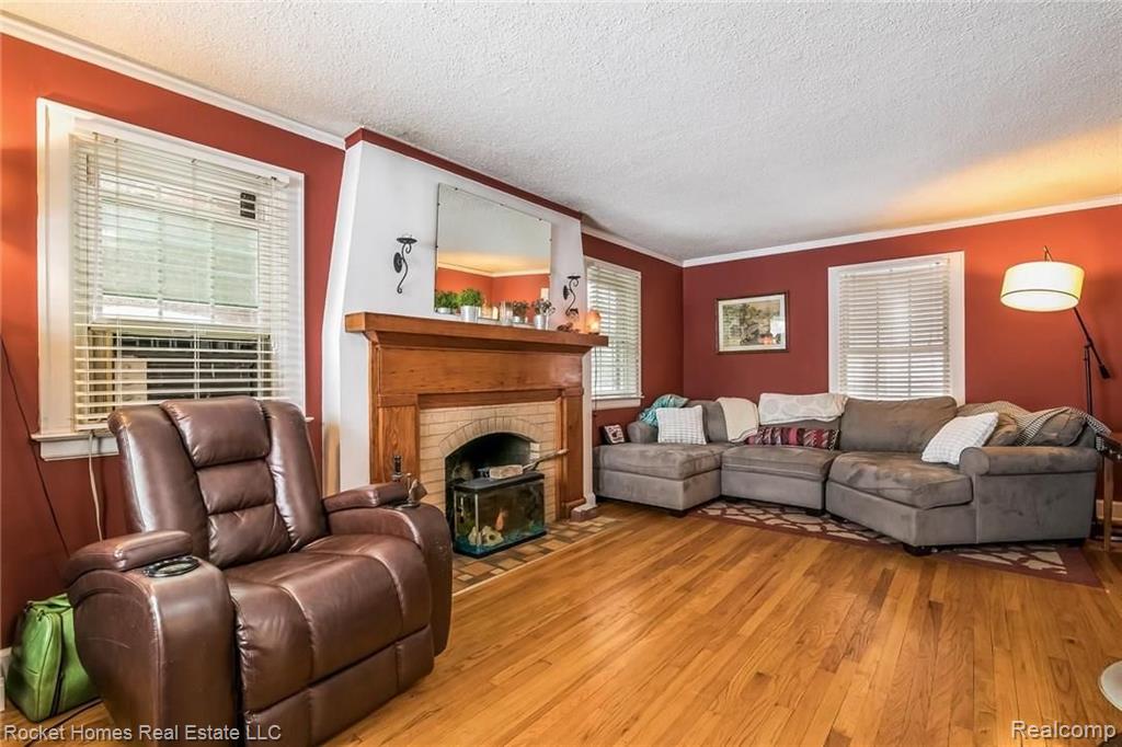 1776 Stanford Road Berkley, MI 48072 - Photo 4 of 23