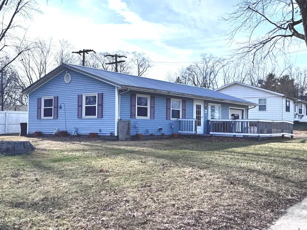 $139,900 | 901 Country Squire Drive, Urbana, IL 61802