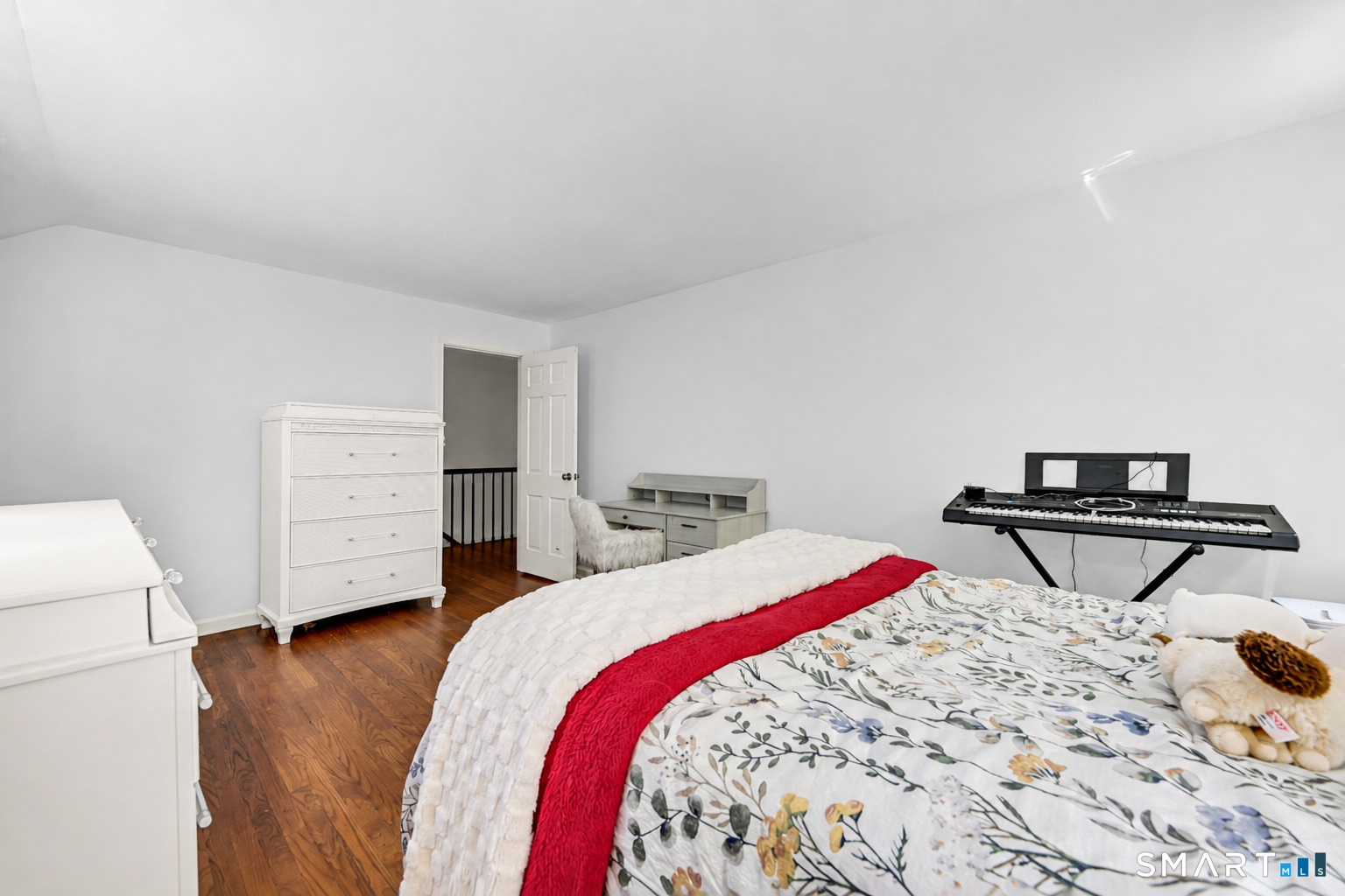 75 Great Ring Road Newtown, CT 06482 - Photo 28 of 39 Gallery Image 28