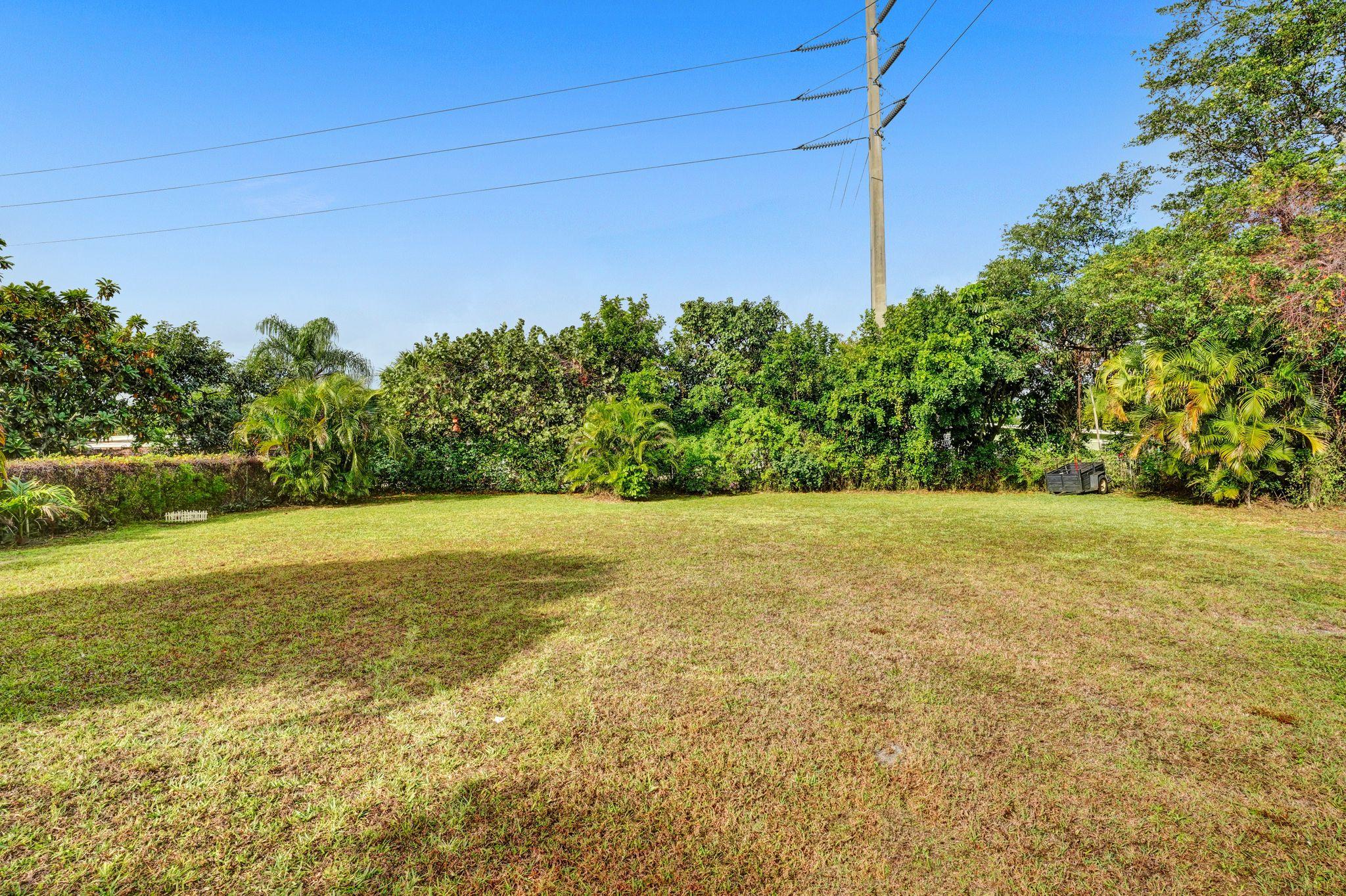 6947 High Ridge Road Lake Worth, FL 33462 - Photo 36 of 45 Spacious Fenced Yard!