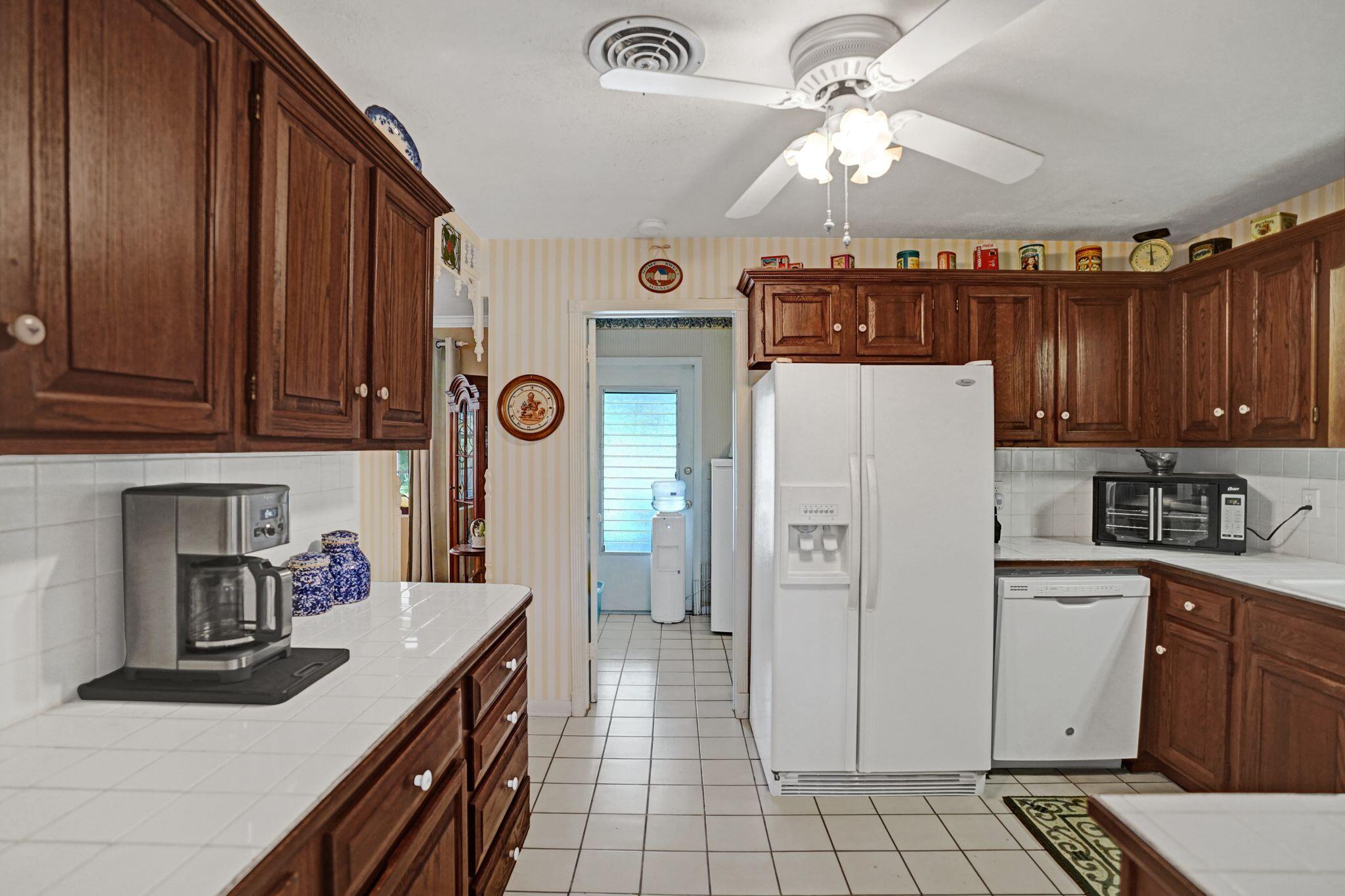6947 High Ridge Road Lake Worth, FL 33462 - Photo 8 of 45 Kitchen!