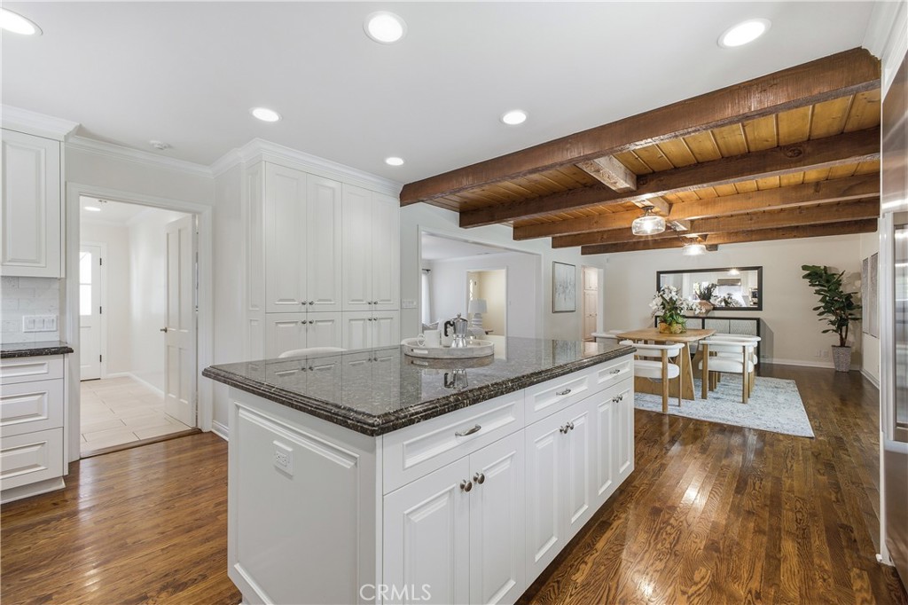 2011 Canyon Road Arcadia, CA 91006 - Photo 15 of 40